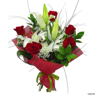 Kytica červené ruže, ľalie a gypsofilia